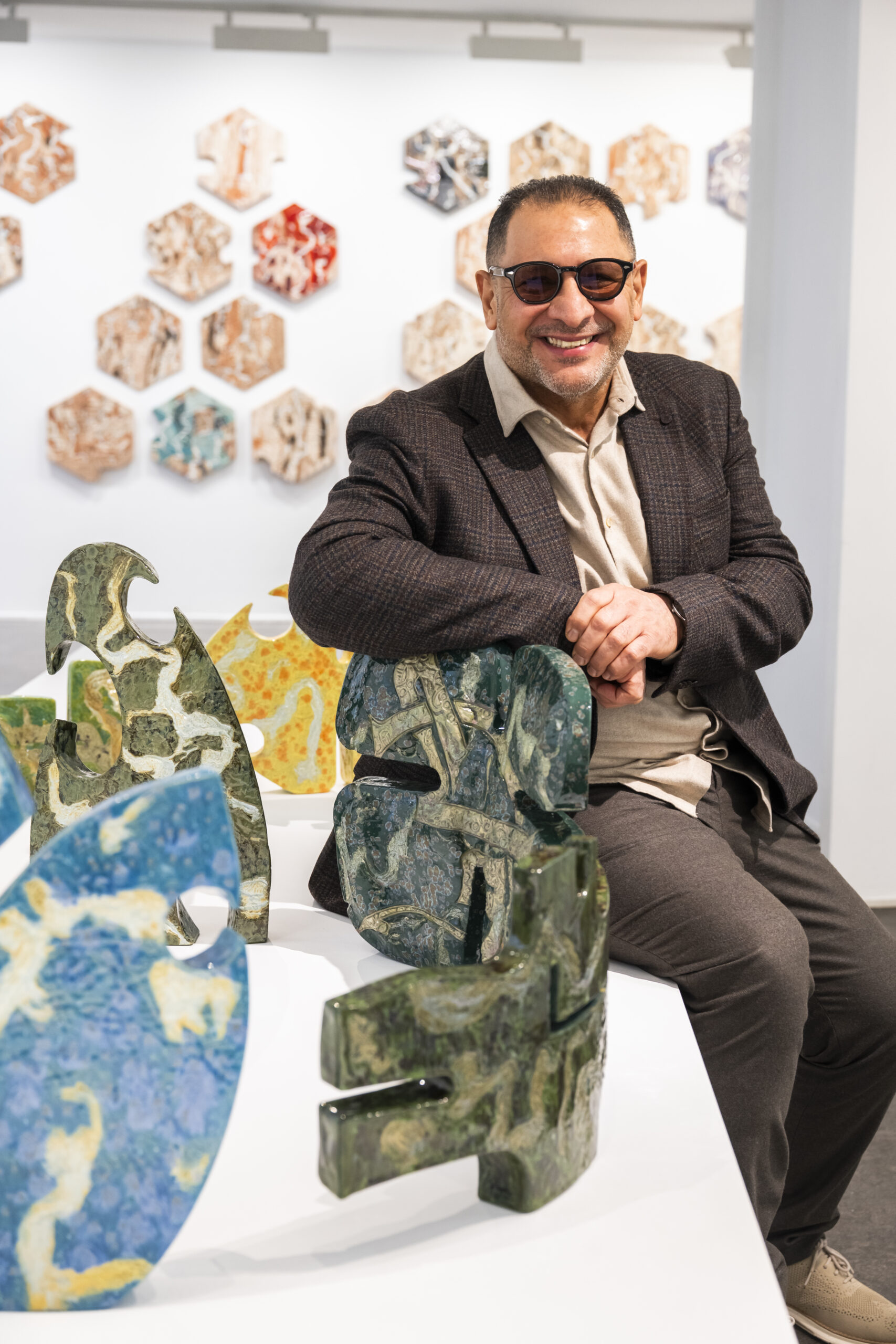 Between Snowflakes and Fragments of Memory, Frozen Light Emerges — Wisam Al-Samad