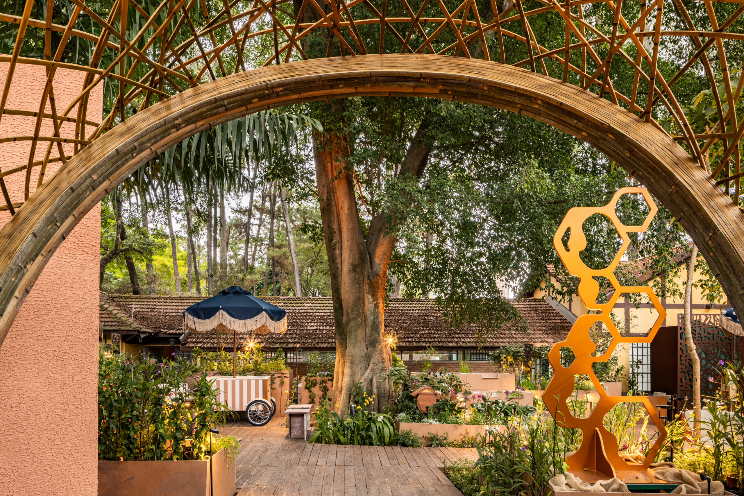Jardim Respiro Unites Native Flora and Meliponary at the Entrance of CASACOR São Paulo 2026